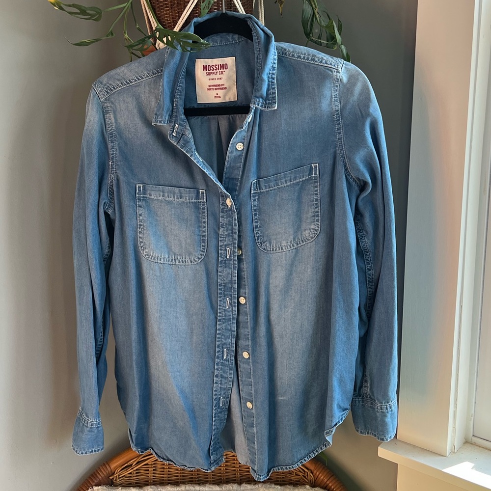 Mossimo chambray shirt